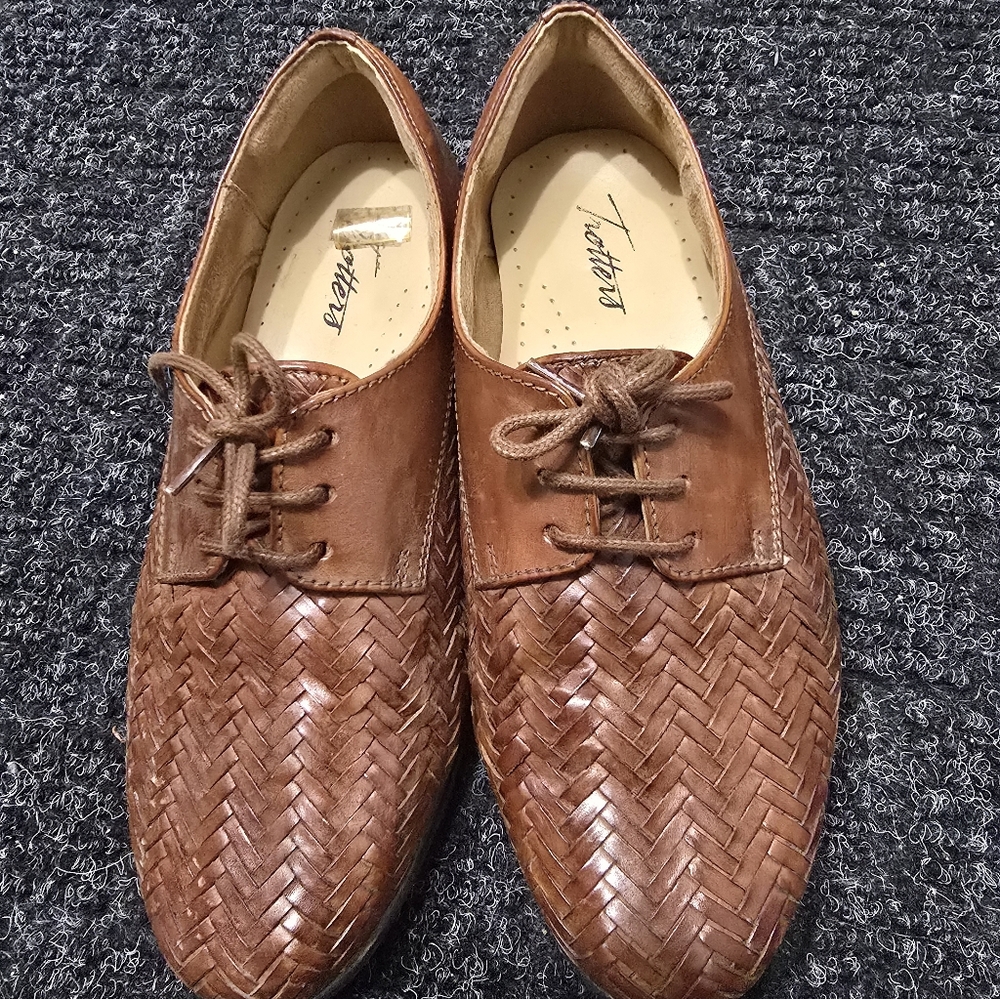 Trotters Lizzie Herringbone Brown Cognac Oxford Shoes Women - Picture 4 of 9